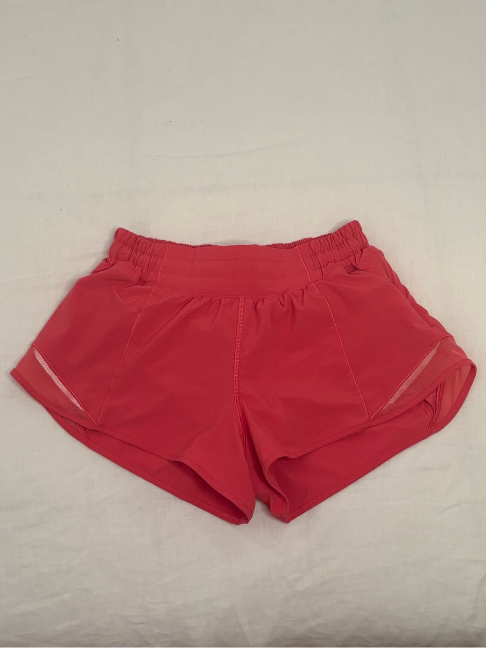 Lululemon Hotty Hot shorts Coral Pink Mid Rise 2’5”